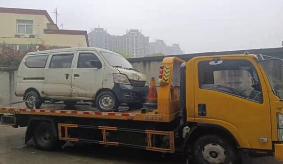 洛南县车辆报废是免费拖车吗？